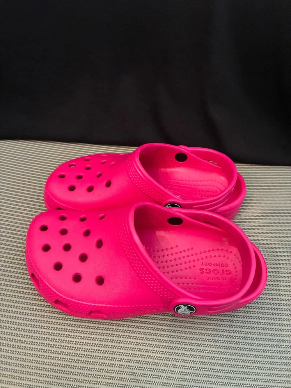 CROCS lightweight hot